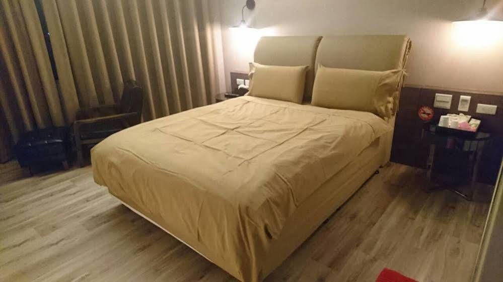 Open Room Hotel Tamsui Zewnętrze zdjęcie