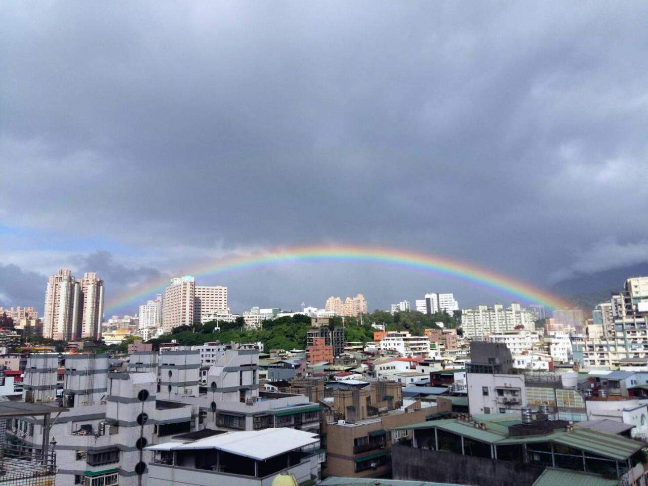 Open Room Hotel Tamsui Zewnętrze zdjęcie
