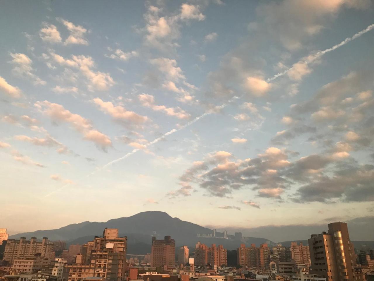 Open Room Hotel Tamsui Zewnętrze zdjęcie