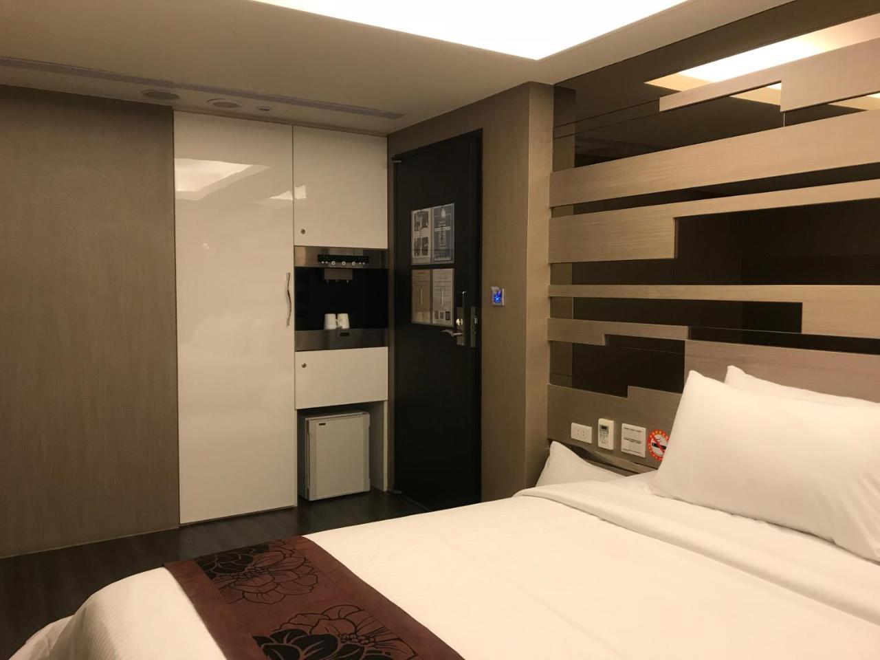 Open Room Hotel Tamsui Zewnętrze zdjęcie