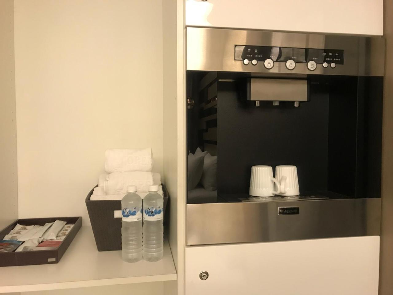 Open Room Hotel Tamsui Zewnętrze zdjęcie